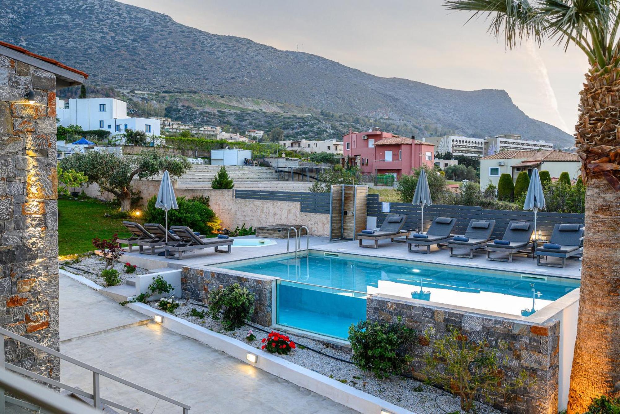 Queen'S Gem Luxury Villa - Heated Jacuzzi & Pool Херсонісос Екстер'єр фото